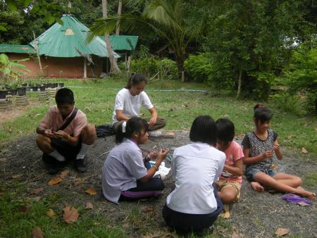 Wire Sculpture Workshop (Set of 28 Photographs)